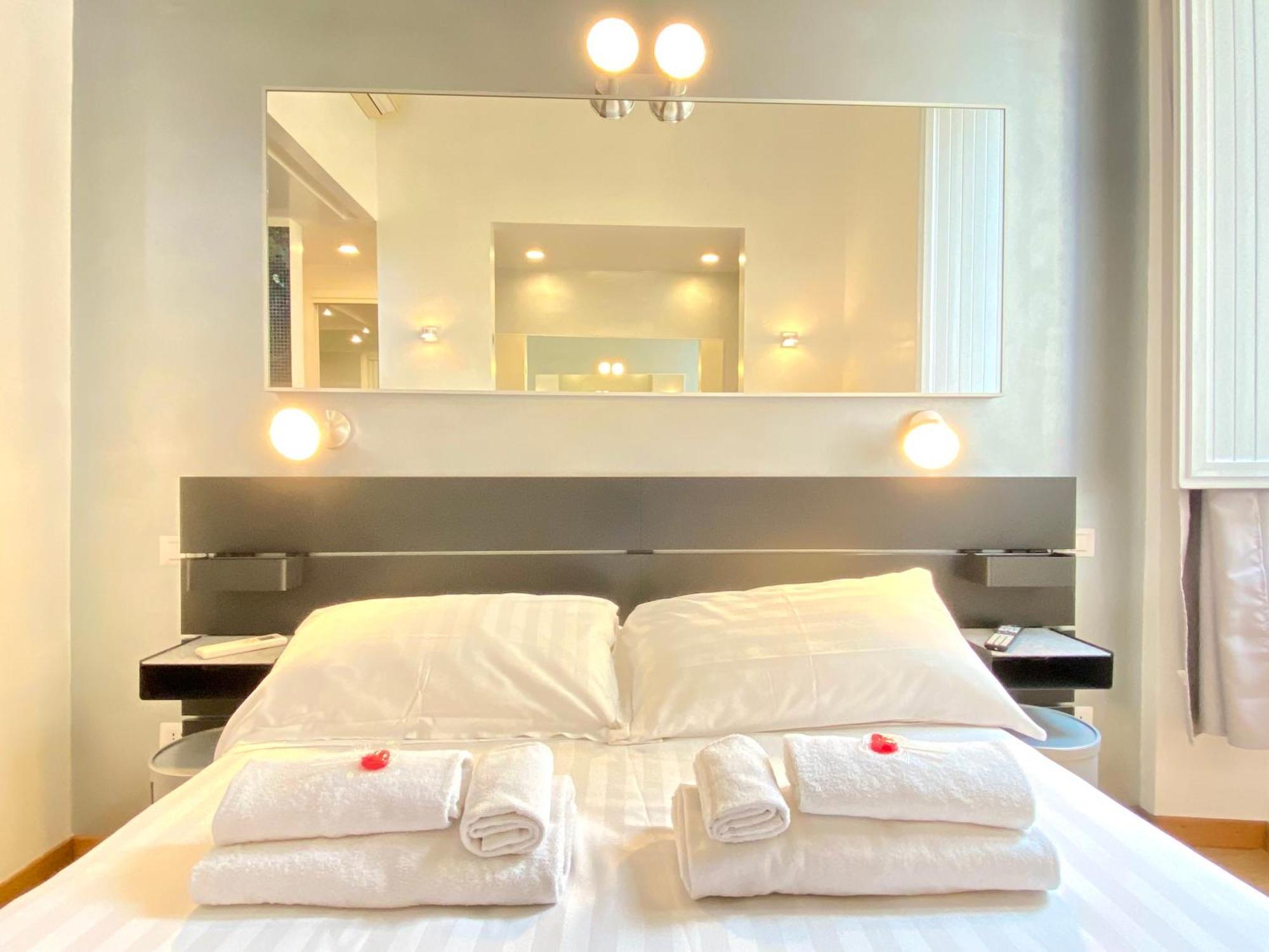 Kiss Me Rome Luxury Rooms 外观 照片